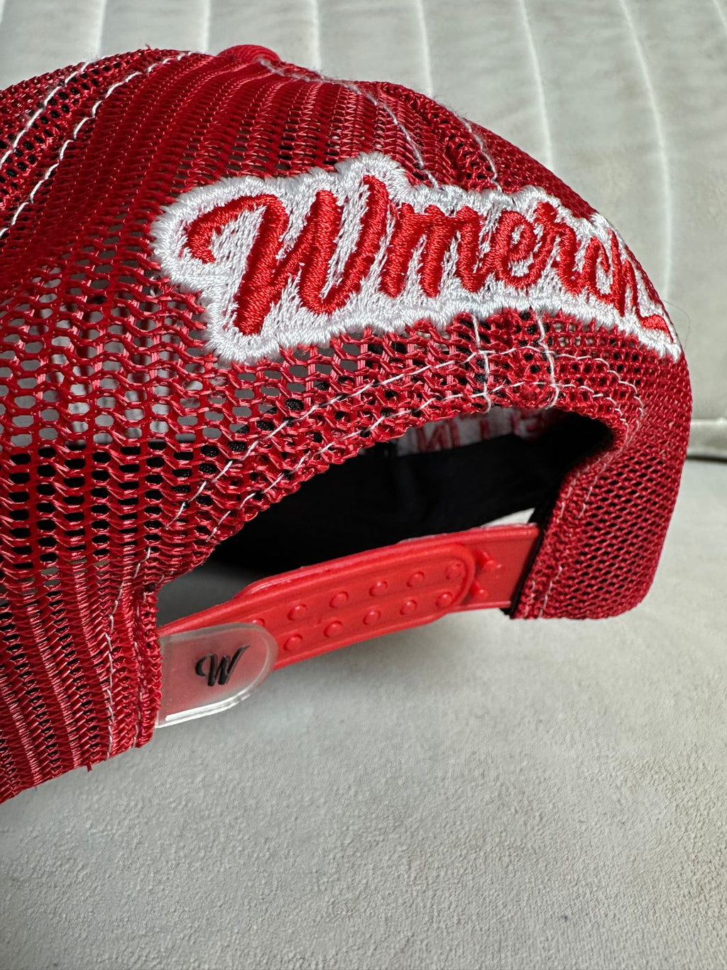 W Merch