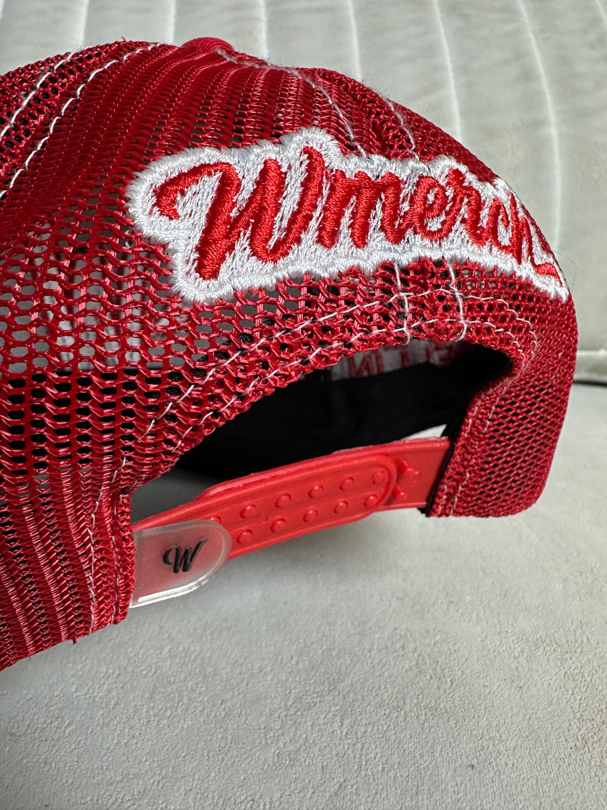 W Merch