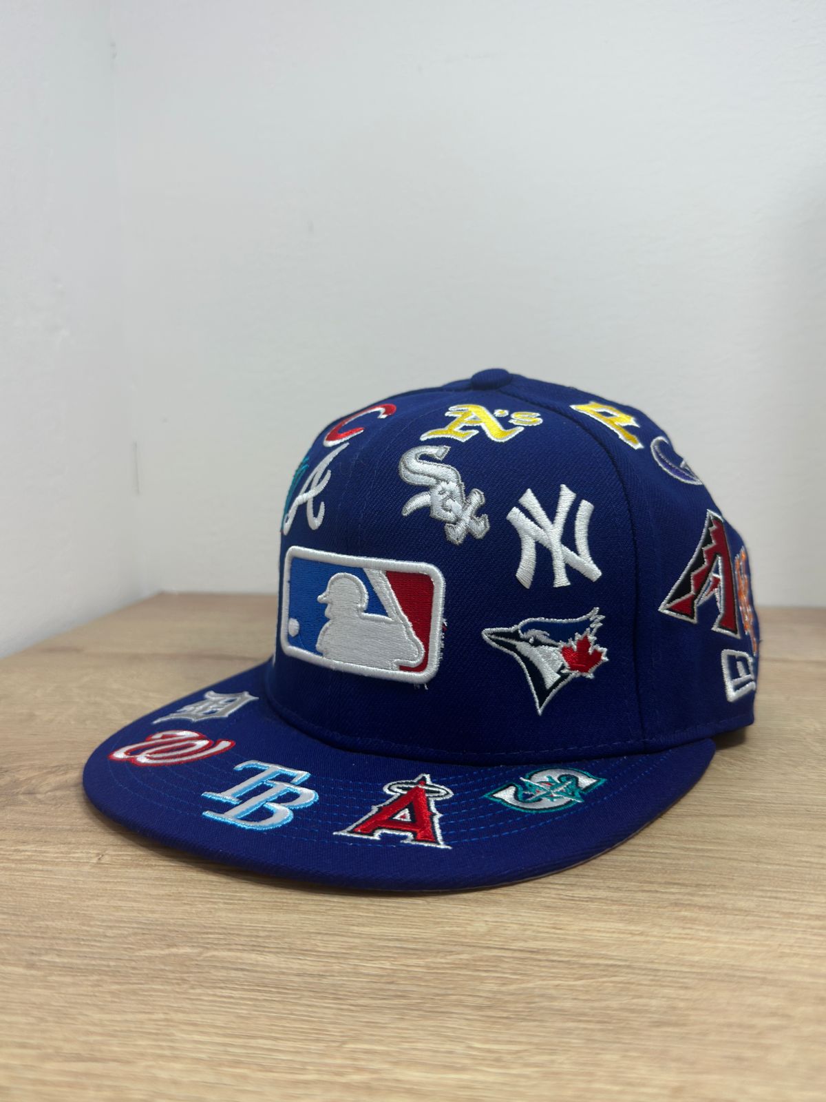 Multi Logo
