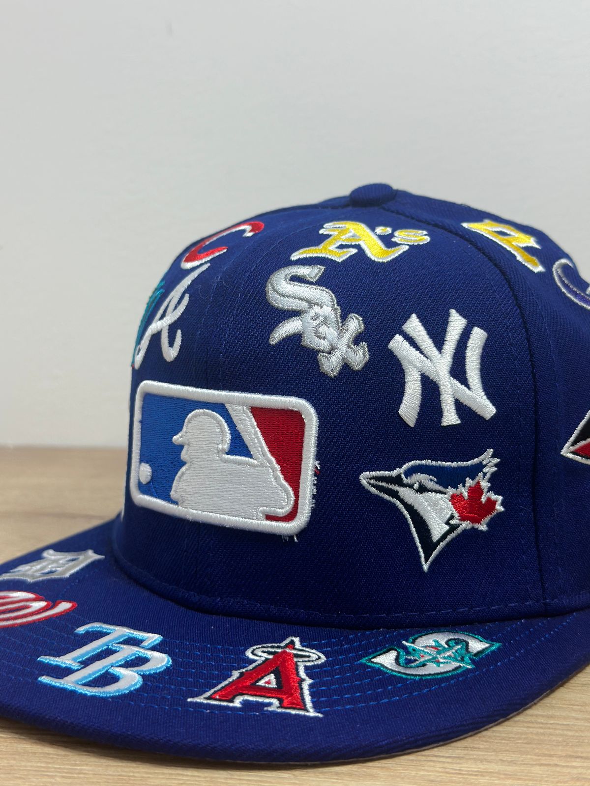 Multi Logo