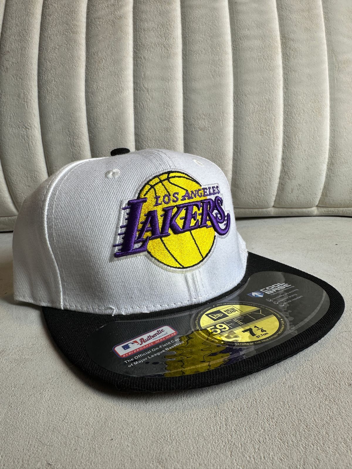 LAKERS
